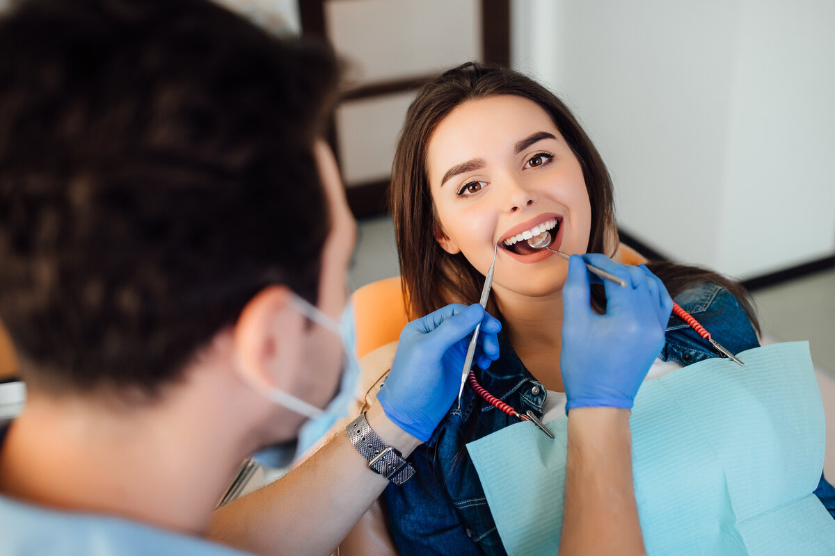 going on vacation don’t forget these summer dental tips